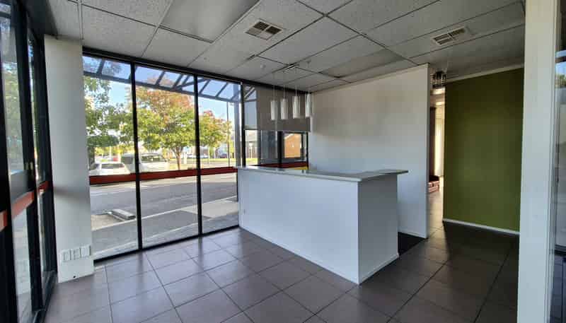 Ground Flo/3053 Great North Road, New Lynn