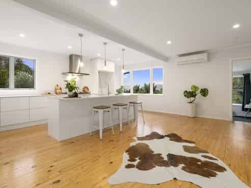 39 & 41 Upland Road, Huia