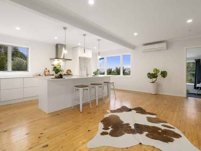 39 & 41 Upland Road, Huia