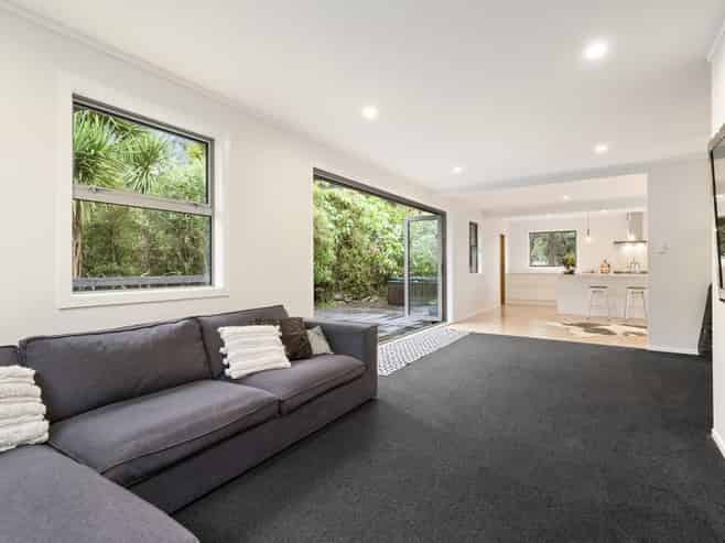 39 & 41 Upland Road, Huia