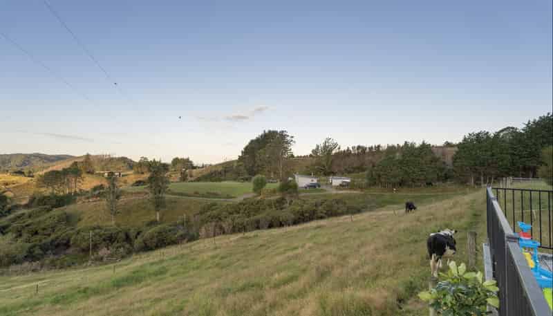 50B Paul Road, Tairua
