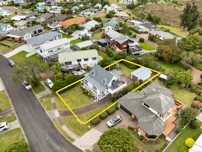 136 Durrant Drive, Whangamata