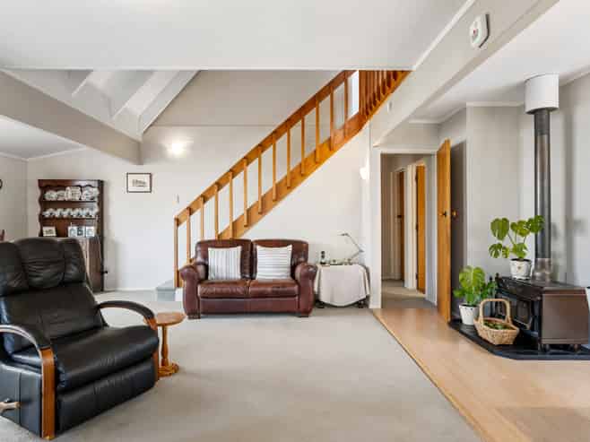 136 Durrant Drive, Whangamata