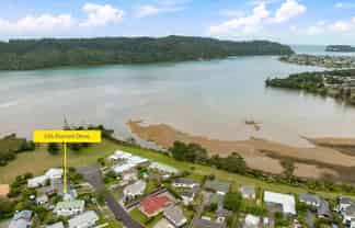 136 Durrant Drive, Whangamata