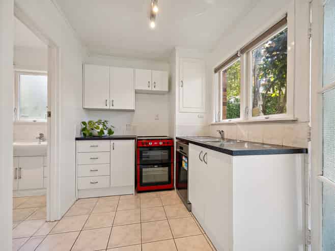 5A Abraham Place, Saint Johns