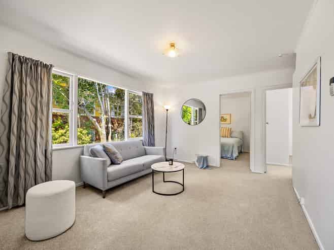 5A Abraham Place, Saint Johns