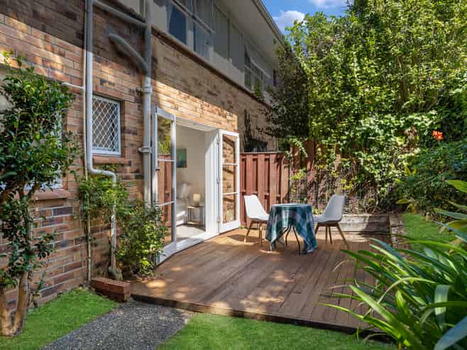 5A Abraham Place, Saint Johns