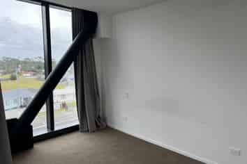 305A/770  Great South Rd, Wiri