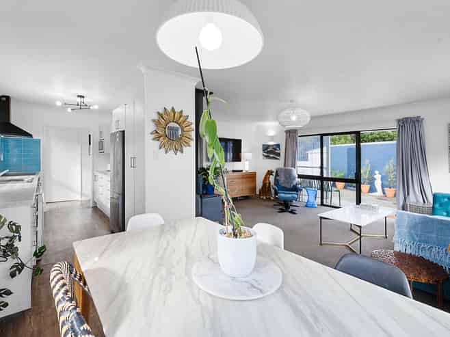 17 Kipling Drive, Whalers Gate