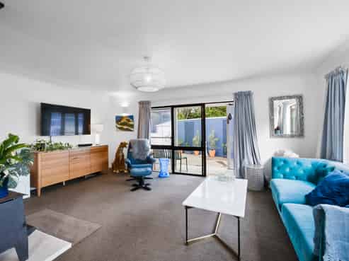 17 Kipling Drive, Whalers Gate