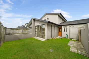 26/8 Landscape Road, Papatoetoe