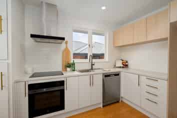 13 Alverstoke Road, Parkvale