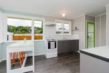 7 Anthony Crescent, Bader