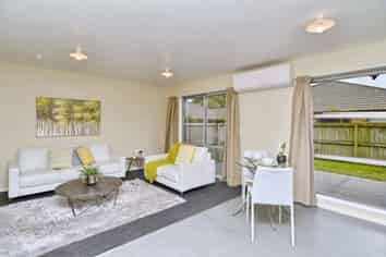 18D Defoe Place, Waltham