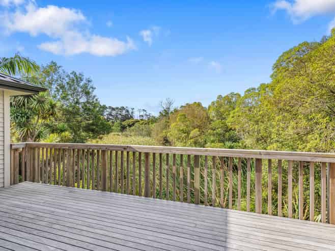 1A Coletta Lane, Te Atatu South