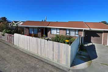 6 Pohutukawa Drive, Opunake