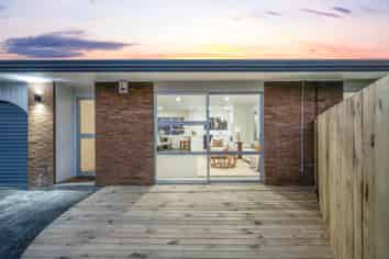 2/24 Waimana Road, Conifer Grove