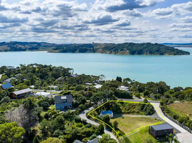 89A Greenslade Road, Raglan