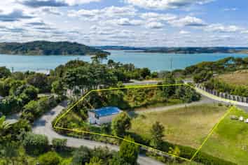 89A Greenslade Road, Raglan