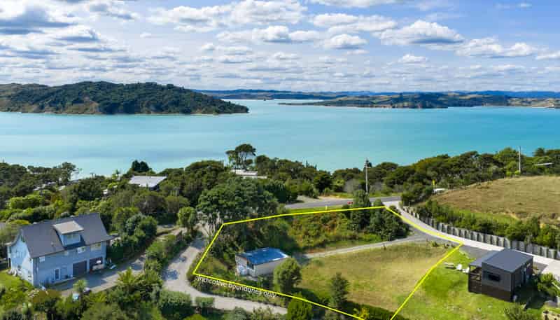 89A Greenslade Road, Raglan