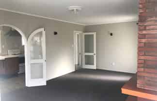 14 Defoe Avenue, Hillcrest