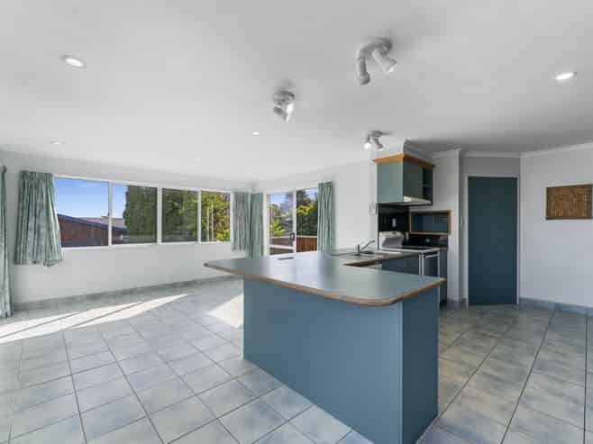 61 Hinekura Avenue, Taupo