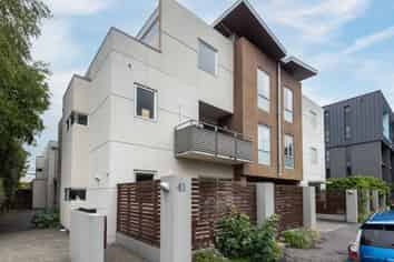 10/41 Waller Tce, Christchurch Central