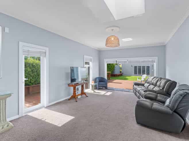 116 Seaview Road, Paraparaumu Beach