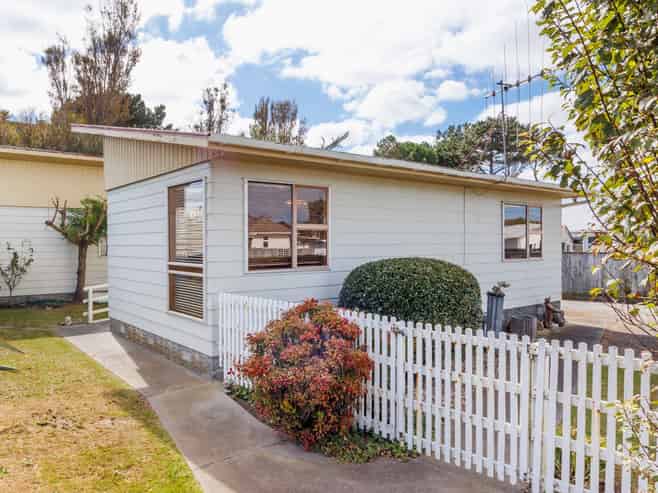 1 Jenks Street, Foxton