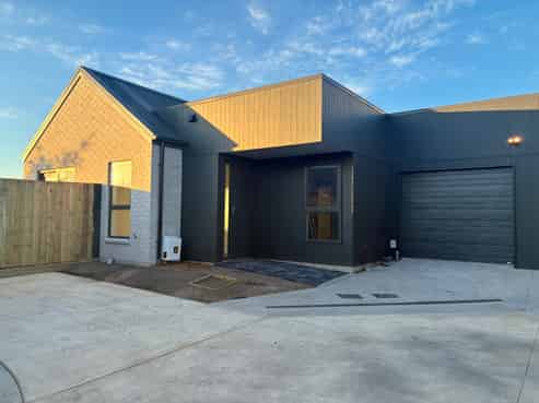 2/42 Briannarose Drive, Fitzroy