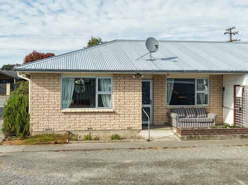 1/4 School Road, Fairlie