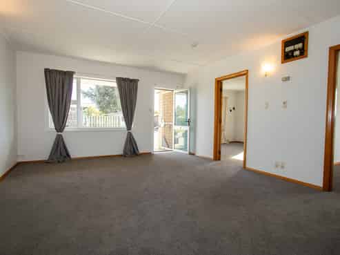 1/4 School Road, Fairlie
