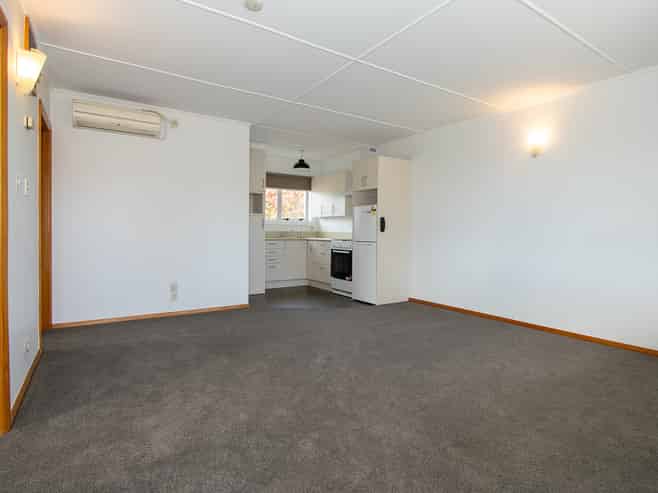 1/4 School Road, Fairlie