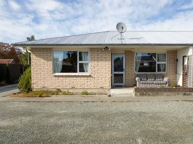 1/4 School Road, Fairlie