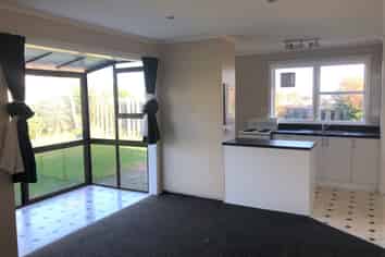 30 Baylands Drive, Newlands