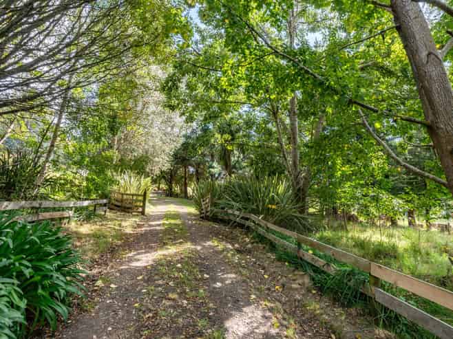 8 Shadbolts Road, Pigeon Bay