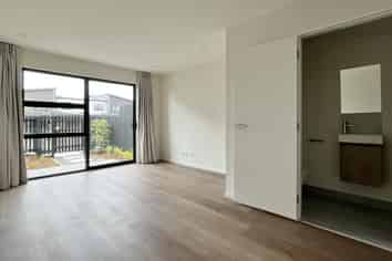 4/474 West Coast Road, Glen Eden