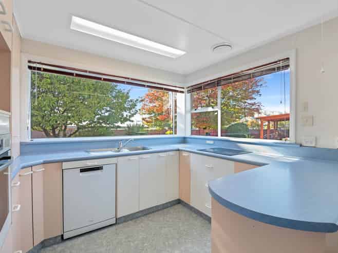 150 Weld Street, Redwoodtown