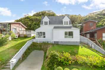 61A Woodhouse Avenue, Karori