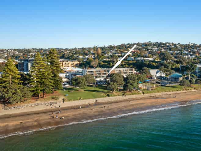 7/6 Beach Front Lane, Browns Bay