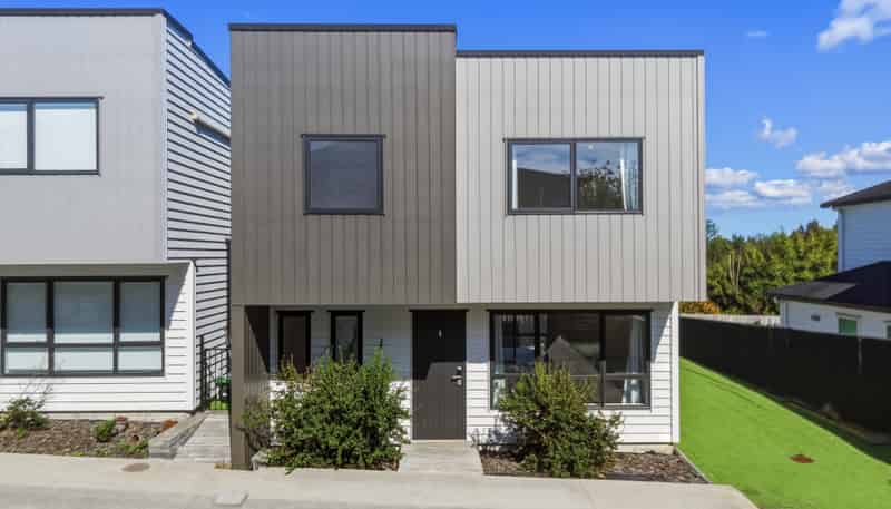 88D Sylvan Crescent, Te Atatu South