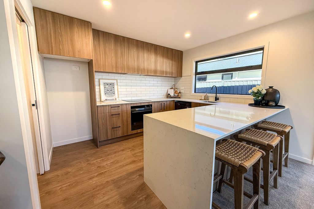 Central, Sunny, Designed for Easy Living 2