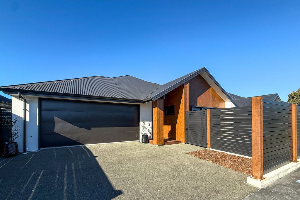 Central, Sunny, Designed for Easy Living 1