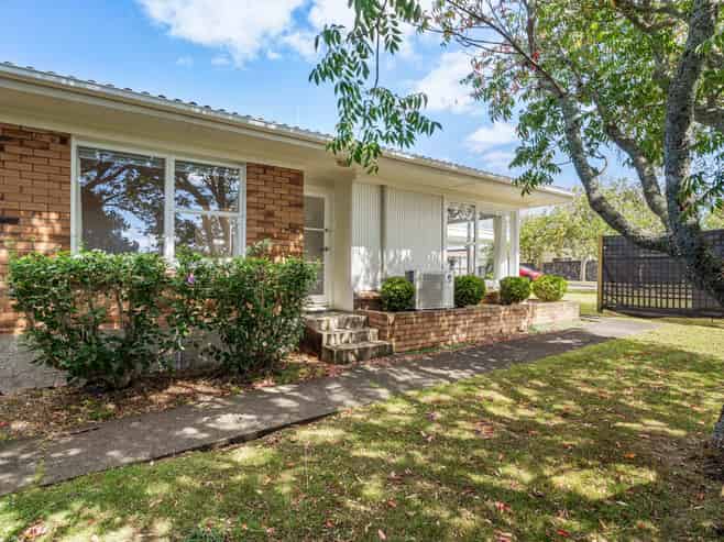 1/2 Glenties Lane, Ellerslie