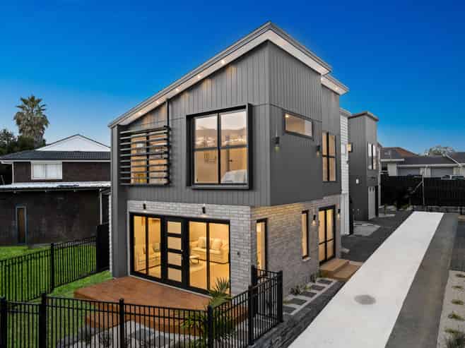 7C Sirius Place, Botany Downs