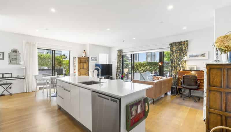 G04/74 Anzac Street, Takapuna