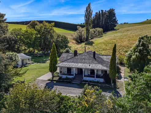 696 Karaka Road, Waikari
