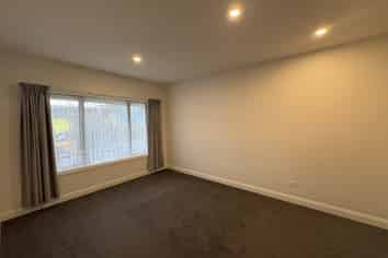 12 Surrey Street, Caversham