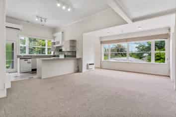 2/6 Aratonga Avenue, Greenlane