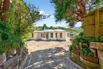 7 Stratton Street, Normandale